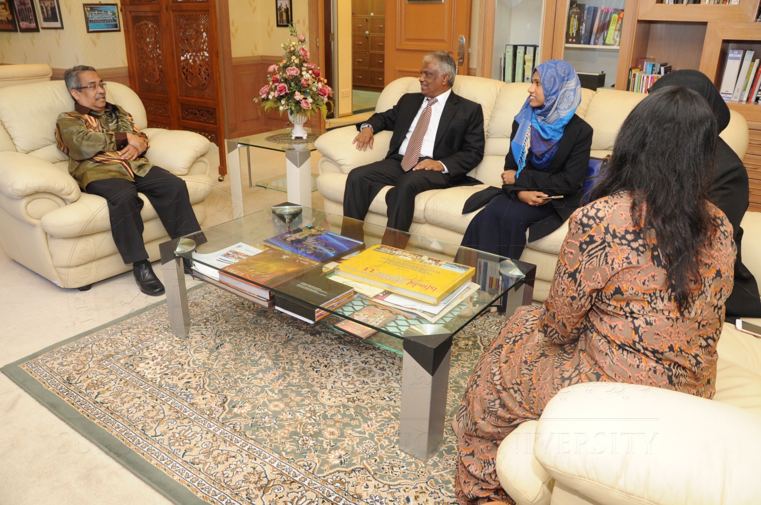 PRO16 7 Maldives HAS 8214